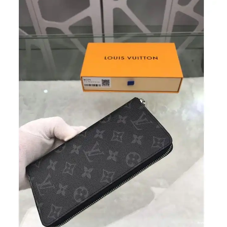 Brother Sam 19T1L0602 LV Bags 0812